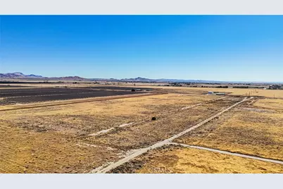 550 90th Street, Rosamond, CA 93560 - Photo 25