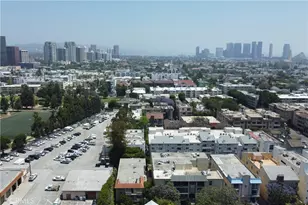 1401 S Bentley, Los Angeles, CA 90025 - Photo 33