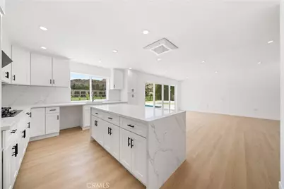 5191 E Lakeside Dr, Palm Springs, CA 92264 - Photo 17