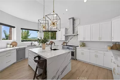 1377 Pathfinder Avenue, Westlake Village, CA 91362 - Photo 15