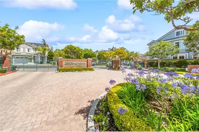20851 Cabrillo Lane, Huntington Beach, CA 92646 - Photo 5