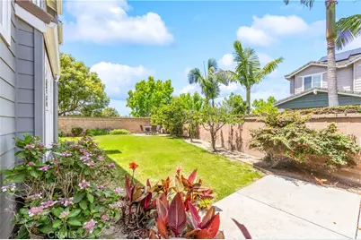 20851 Cabrillo Lane, Huntington Beach, CA 92646 - Photo 29