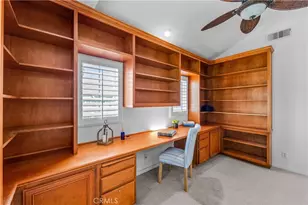 20851 Cabrillo Ln, Huntington Beach, CA 92646 - Photo 33