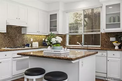 21 Bel Spring, Irvine, CA 92602 - Photo 11