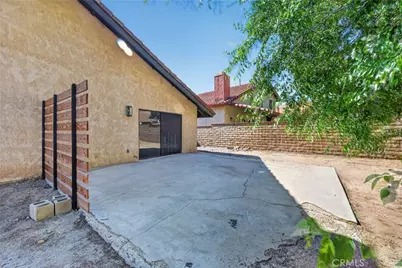 13010 Spring Valley Parkway, Victorville, CA 92395 - Photo 35