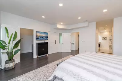16785 Bayview Drive, Huntington Beach, CA 92649 - Photo 37