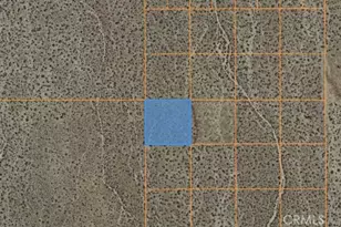 16 247th St, Llano, CA 93591 - Photo 1