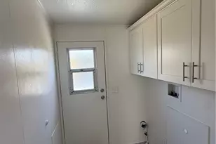 327 W Wilson Street, Costa Mesa, CA 92627 - Photo 11