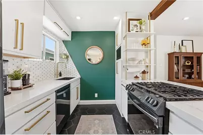 2157 Gale Avenue, Long Beach, CA 90810 - Photo 7