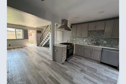 13656 Red Hill Avenue #J-32, Tustin, CA 92780 - Photo 5