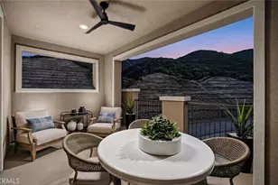28884 Vinecrest Ct, Temecula, CA 92590 - Photo 3