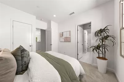 192 Augustine, Irvine, CA 92618 - Photo 43