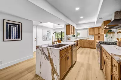 17782 Arbolada, Tustin, CA 92780 - Photo 5