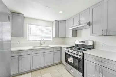 400 W 109th, Los Angeles, CA 90061 - Photo 5