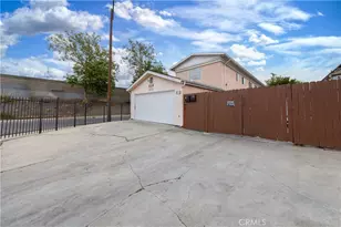 400 W 109th, Los Angeles, CA 90061 - Photo 13