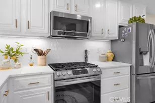 74 Three Vines Ct, Ladera Ranch, CA 92694 - Photo 15