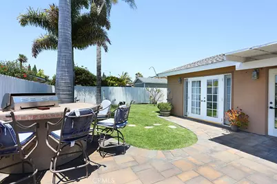 8841 Jarrett, Huntington Beach, CA 92647 - Photo 7