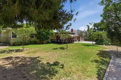 8104 Valdina Drive, Downey, CA 90240 - Photo 21