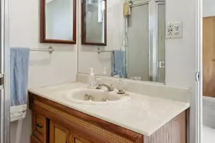 8104 Valdina Dr, Downey, CA 90240 - Photo 43
