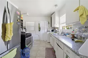 8427 Otis St, South Gate, CA 90280 - Photo 9