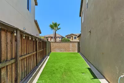 11415 Valley Oak, Corona, CA 92883 - Photo 35