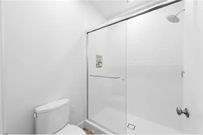 118 Sunnybank, Irvine, CA 92618 - Photo 19