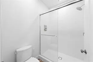 118 Sunnybank, Irvine, CA 92618 - Photo 19