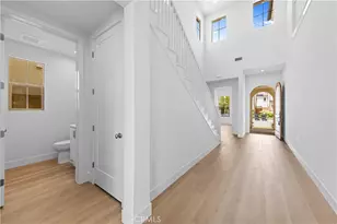 118 Sunnybank, Irvine, CA 92618 - Photo 15
