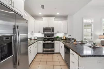 202 Rose Arch, Irvine, CA 92620 - Photo 11
