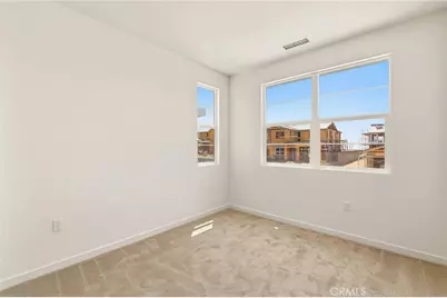 16042 Butterfly Drive, Fontana, CA 92336 - Photo 33
