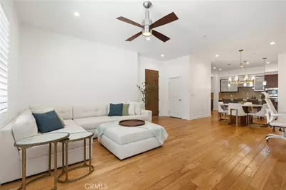 21 Gramercy #102, Irvine, CA 92612 - Photo 5