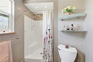 1201 W Valencia Dr, Fullerton, CA 92833 - Photo 19