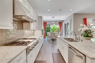 60 Dunmore, Irvine, CA 92620 - Photo 7