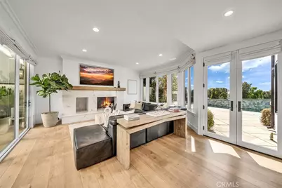 11 Hillsborough, Newport Beach, CA 92660 - Photo 5