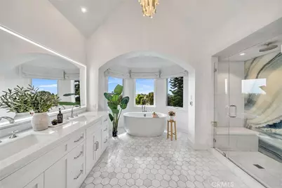 11 Hillsborough, Newport Beach, CA 92660 - Photo 37
