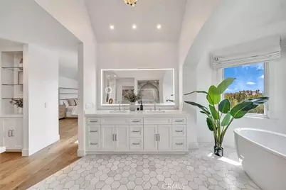 11 Hillsborough, Newport Beach, CA 92660 - Photo 41