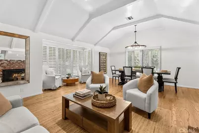 8756 Encino Avenue, Sherwood Forest, CA 91325 - Photo 5