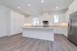 233 Sash, Irvine, CA 92618 - Photo 5