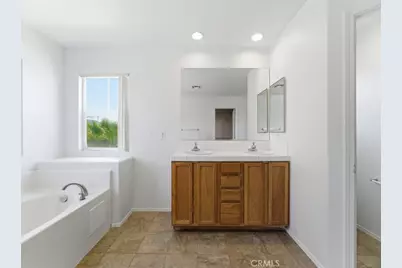 6054 W Avenue K1 Avenue, Lancaster, CA 93536 - Photo 35