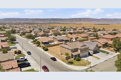 6054 W Avenue K1 Avenue, Lancaster, CA 93536 - Photo 5