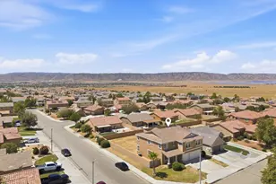 6054 W Ave K1 Ave, Lancaster, CA 93536 - Photo 5