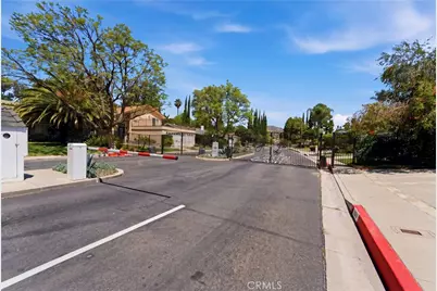 8356 Ducor Avenue, Canoga Park, CA 91304 - Photo 3
