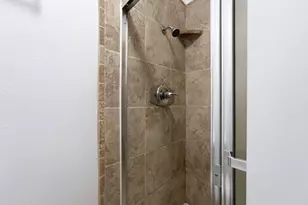 5835 Cardoza Dr, Westlake Village, CA 91362 - Photo 17