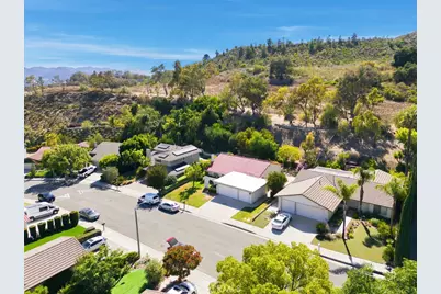 5835 Cardoza Drive, Westlake Village, CA 91362 - Photo 3
