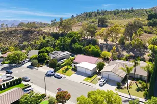 5835 Cardoza Dr, Westlake Village, CA 91362 - Photo 3