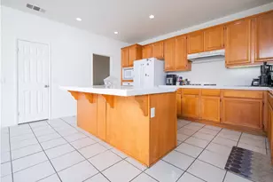 7158 Twinspur Ct, Eastvale, CA 92880 - Photo 9