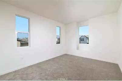 15926 Conservatory Drive, Fontana, CA 92336 - Photo 21