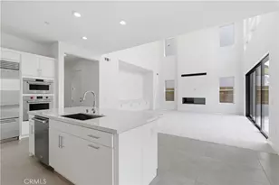 153 Apron, Irvine, CA 92618 - Photo 7