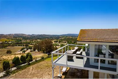 39158 Vista Del Bosque, Murrieta, CA 92562 - Photo 5