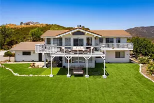 39158 Vista Del Bosque, Murrieta, CA 92562 - Photo 17